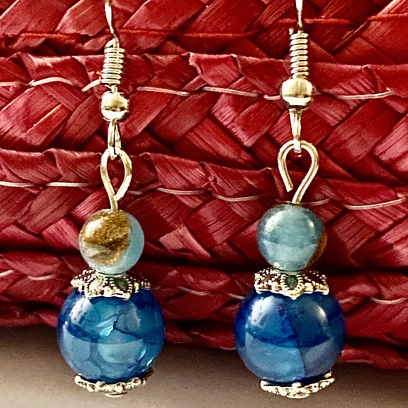 Handmade Crystal Drop Earrings - Picture 2 of 3